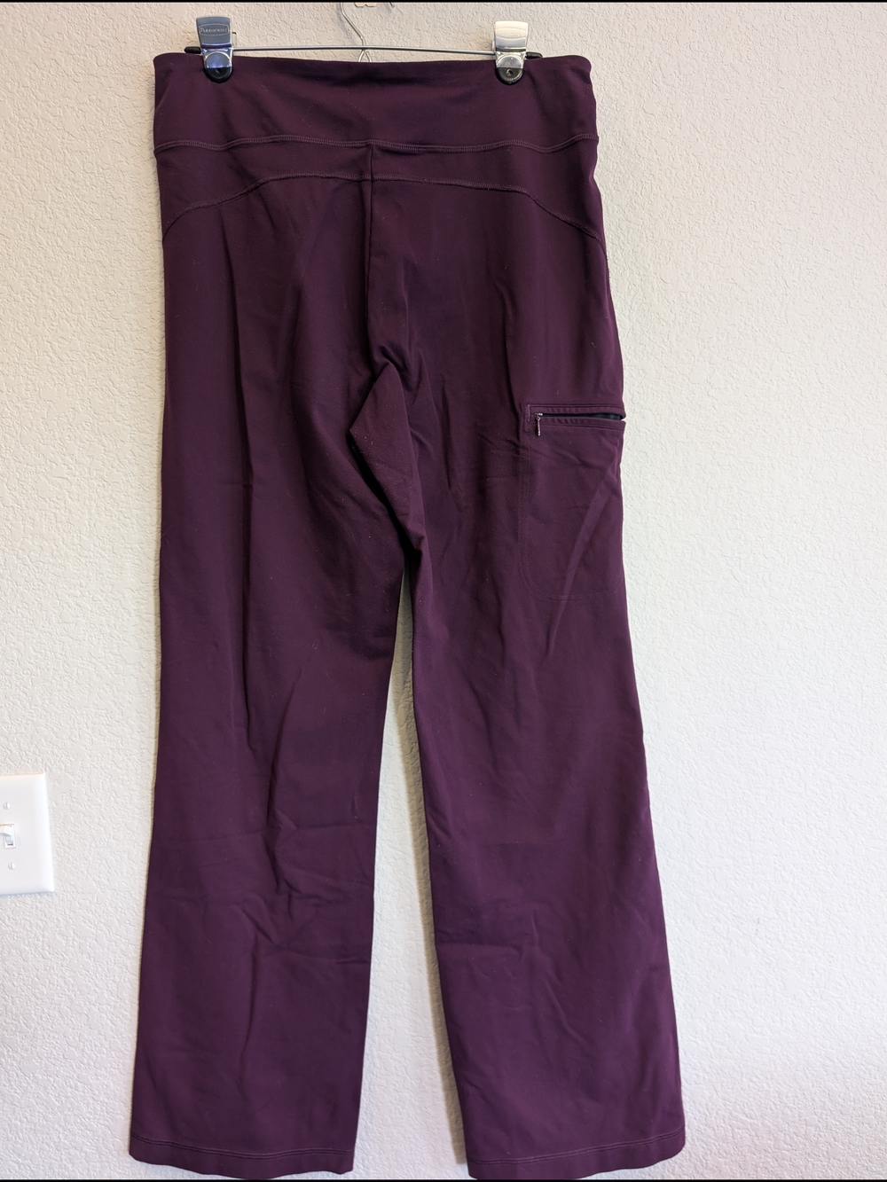 Duluth Trading Co Sz M Women’s Wide-Leg Active Sporty Pants in Deep Plum - Picture 2 of 4